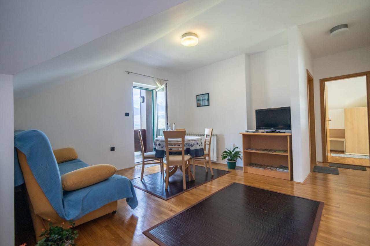 Apartments And Room Robert Korenica Ngoại thất bức ảnh